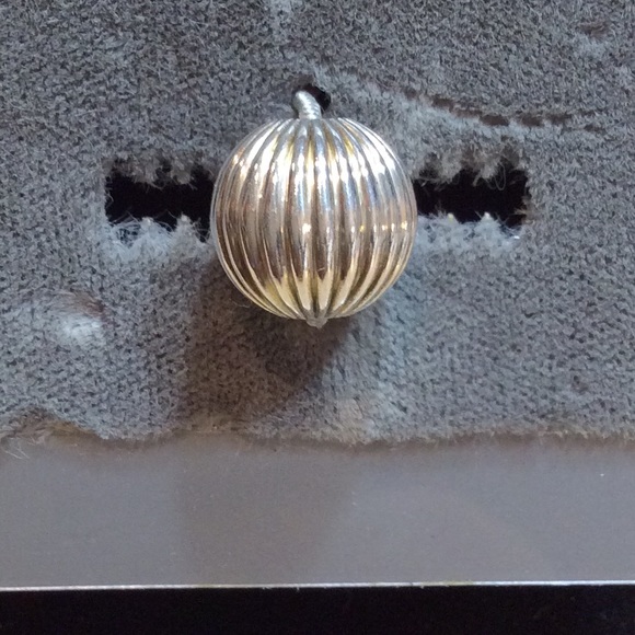 STERLING SILVER BALL PENDANT - Picture 2 of 2